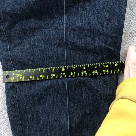 Lee Womens Jeans Size 16W Blue Dark Denim Relaxed Straight Leg Classic Mid Rise - Picture 8 of 15